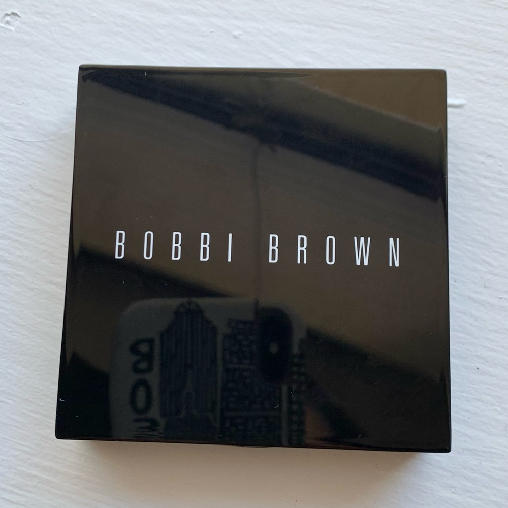 Bobbi Brown highlighter powder-Pink Glow